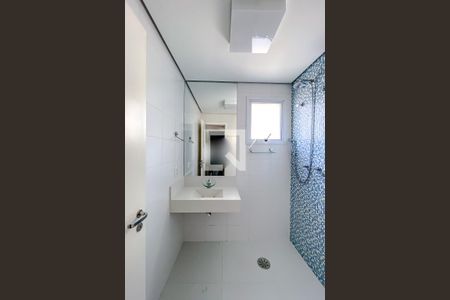 Apartamento à venda com 74m², 2 quartos e 2 vagasBanheiro da Suíte 2