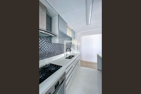 Apartamento à venda com 74m², 2 quartos e 2 vagasCozinha