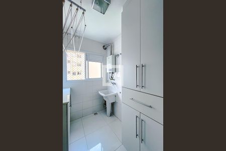 Apartamento à venda com 74m², 2 quartos e 2 vagasÁrea de Serviço