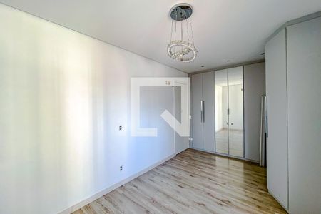 Apartamento à venda com 74m², 2 quartos e 2 vagasSuíte