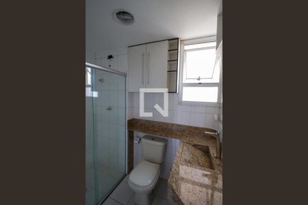 Banheiro de apartamento para alugar com 3 quartos, 70m² em Jardim Tua, São Paulo