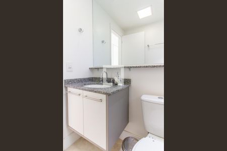 Apartamento para alugar com 76m², 2 quartos e 2 vagas Apartamento para alugar com 76m², 2 quartos e 2 vagasBanheiro da Suíte