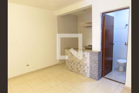 Sala/Cozinha de casa para alugar com 1 quarto, 45m² em Campo Limpo, São Paulo