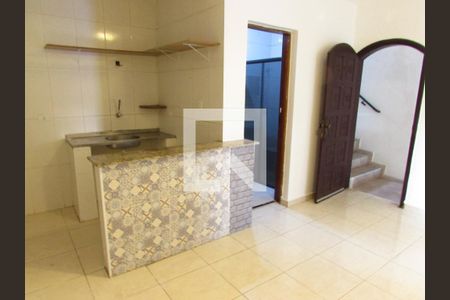 Sala de casa para alugar com 1 quarto, 45m² em Campo Limpo, São Paulo