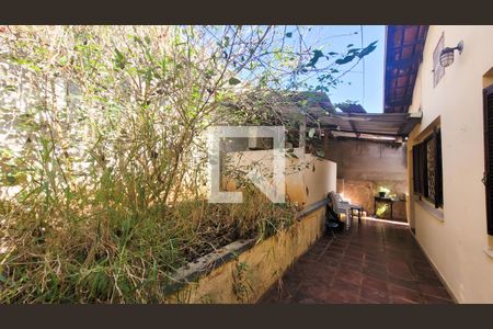 Casa à venda com 160m², 3 quartos e 4 vagasárea externa