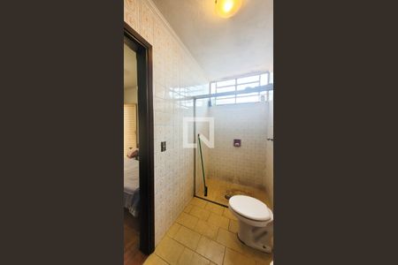 Casa à venda com 160m², 3 quartos e 4 vagasBanheiro da Suíte