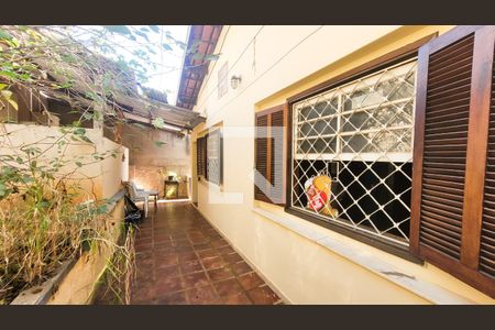 Casa à venda com 160m², 3 quartos e 4 vagasárea externa