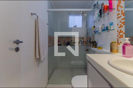 Banheiro de apartamento para alugar com 1 quarto, 42m² em Vila Dom Pedro I, São Paulo