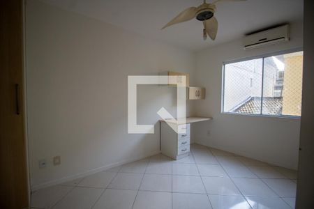 Casa à venda com 200m², 4 quartos e 2 vagasSuíte 2