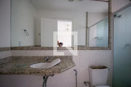 Casa à venda com 200m², 4 quartos e 2 vagasBanheiro da Suíte 3