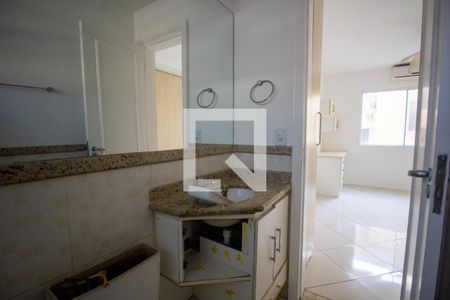 Casa à venda com 200m², 4 quartos e 2 vagasBanheiro da Suíte 2