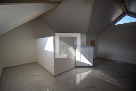 Casa à venda com 200m², 4 quartos e 2 vagasSotão