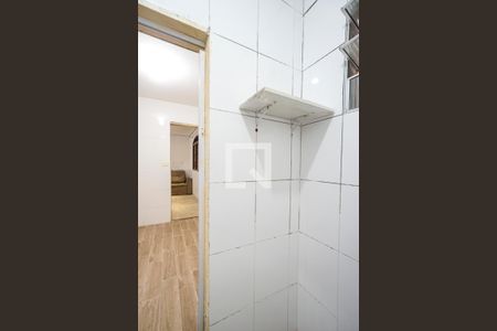 Casa de condomínio para alugar com 68m², 2 quartos e sem vaga Casa de condomínio para alugar com 68m², 2 quartos e sem vagaBanheiro da suíte