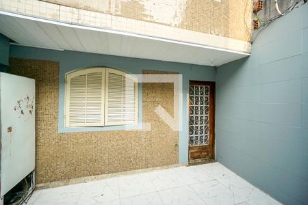 Casa de condomínio para alugar com 68m², 2 quartos e sem vaga Casa de condomínio para alugar com 68m², 2 quartos e sem vagaEntrada