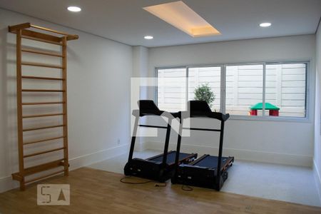 Casa para alugar com 55m², 2 quartos e 1 vagaÁrea comum - Academia