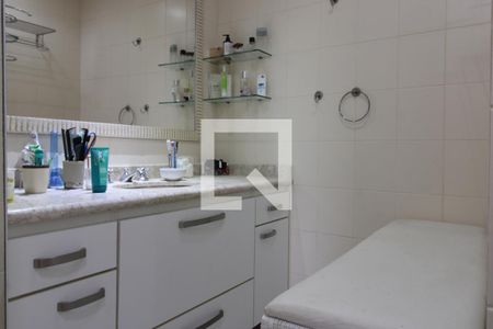 Apartamento à venda com 105m², 3 quartos e 1 vagaBanheiro Suíte 