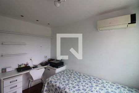 Apartamento à venda com 105m², 3 quartos e 1 vagaQuarto 1