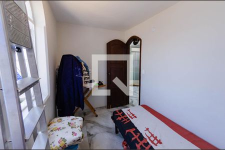 Casa à venda com 307m², 4 quartos e 4 vagas Casa à venda com 307m², 4 quartos e 4 vagasQuarto de serviço