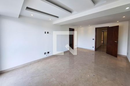 Casa de condomínio para alugar com 350m², 3 quartos e 3 vagasSuíte 3