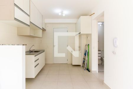 Apartamento para alugar com 32m², 2 quartos e sem vaga Apartamento para alugar com 32m², 2 quartos e sem vagaSala