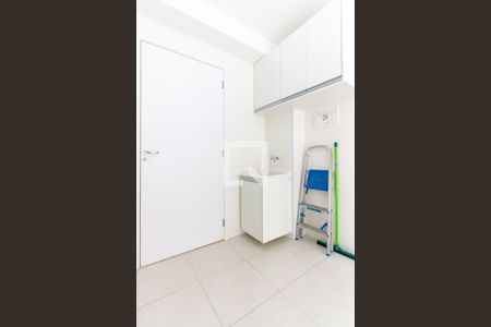 Apartamento para alugar com 32m², 2 quartos e sem vaga Apartamento para alugar com 32m², 2 quartos e sem vagaÁrea de Serviço