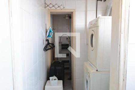 Apartamento à venda com 82m², 1 quarto e 1 vagaÁrea de Serviço