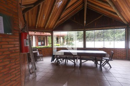 Casa de condomínio à venda com 130m², 3 quartos e 2 vagasÁrea comum - Salão de festas