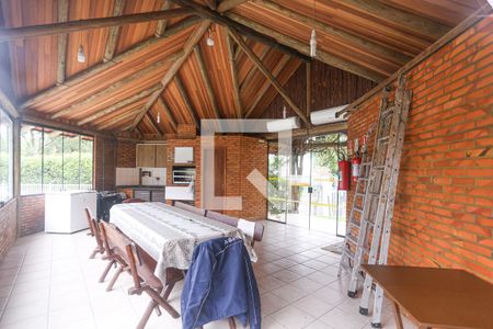 Casa de condomínio à venda com 130m², 3 quartos e 2 vagasÁrea comum - Salão de festas