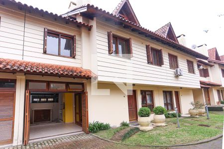Casa de condomínio à venda com 130m², 3 quartos e 2 vagasFachada