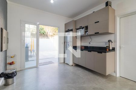 Casa à venda com 195m², 3 quartos e 2 vagasCozinha