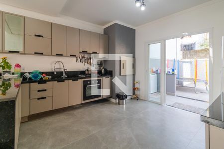 Casa à venda com 195m², 3 quartos e 2 vagasCozinha
