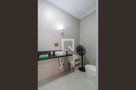 Casa à venda com 195m², 3 quartos e 2 vagasQuarto 2 - Suíte