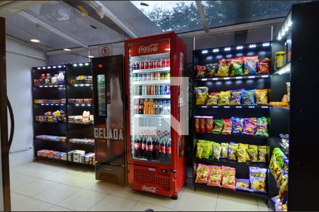 Apartamento para alugar com 56m², 2 quartos e 1 vagaMini Mercado 