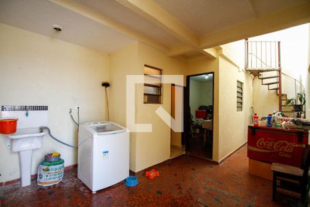 Casa à venda com 142m², 3 quartos e 2 vagas Casa à venda com 142m², 3 quartos e 2 vagasÁrea de Serviço