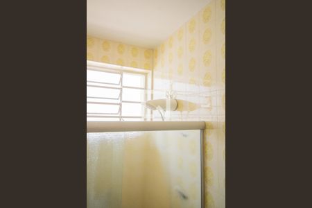 Casa à venda com 225m², 4 quartos e 4 vagas Casa à venda com 225m², 4 quartos e 4 vagasBanheiro da Suíte