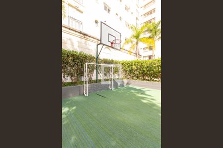 Apartamento para alugar com 104m², 3 quartos e 3 vagas Apartamento para alugar com 104m², 3 quartos e 3 vagasÁrea comum - Quadra esportiva