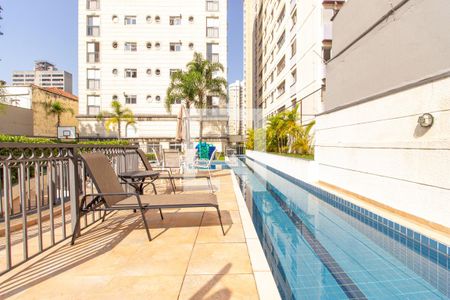 Apartamento para alugar com 104m², 3 quartos e 3 vagas Apartamento para alugar com 104m², 3 quartos e 3 vagasÁrea comum - Piscina
