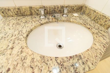 Apartamento para alugar com 104m², 3 quartos e 3 vagas Apartamento para alugar com 104m², 3 quartos e 3 vagasBanheiro