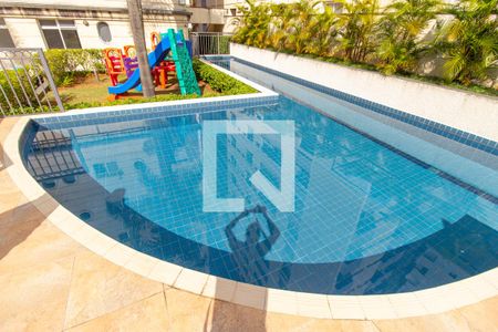 Apartamento para alugar com 104m², 3 quartos e 3 vagas Apartamento para alugar com 104m², 3 quartos e 3 vagasÁrea comum - Piscina