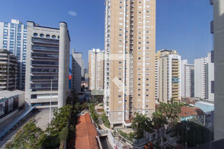 Apartamento para alugar com 104m², 3 quartos e 3 vagas Apartamento para alugar com 104m², 3 quartos e 3 vagasVaranda da Sala - Vista