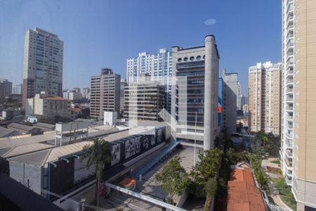 Apartamento para alugar com 104m², 3 quartos e 3 vagas Apartamento para alugar com 104m², 3 quartos e 3 vagasVaranda da Sala - Vista