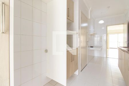 Apartamento para alugar com 104m², 3 quartos e 3 vagas Apartamento para alugar com 104m², 3 quartos e 3 vagasCozinha