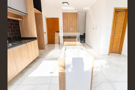 Sala/Cozinha de casa de condomínio à venda com 2 quartos, 74m² em Vila Invernada, São Paulo