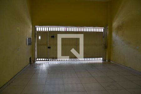 Garagem de casa à venda com 3 quartos, 166m² em Rudge Ramos, São Bernardo do Campo