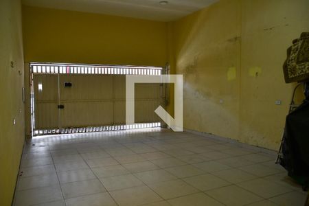 Garagem de casa à venda com 3 quartos, 166m² em Rudge Ramos, São Bernardo do Campo