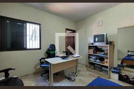 Casa à venda com 300m², 3 quartos e 4 vagas Casa à venda com 300m², 3 quartos e 4 vagasSuíte 2