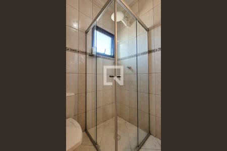 Casa à venda com 300m², 3 quartos e 4 vagas Casa à venda com 300m², 3 quartos e 4 vagasBanheiro da suíte 2