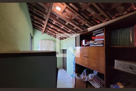 Casa à venda com 300m², 3 quartos e 4 vagas Casa à venda com 300m², 3 quartos e 4 vagasSala 2