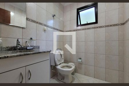 Casa à venda com 300m², 3 quartos e 4 vagas Casa à venda com 300m², 3 quartos e 4 vagasBanheiro