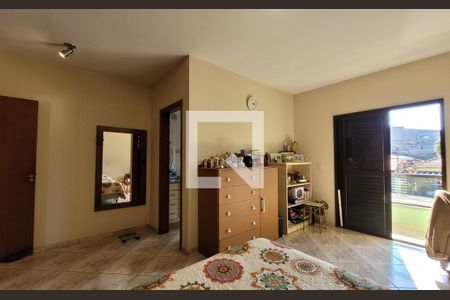 Casa à venda com 300m², 3 quartos e 4 vagas Casa à venda com 300m², 3 quartos e 4 vagasSuíte 3